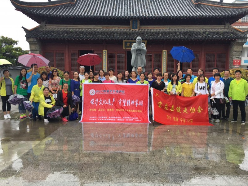 寶應(yīng)博物館:“游古城、品文化、嘗美酒”活動(dòng)圓滿舉辦